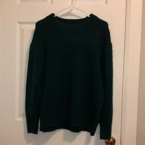 Green forest wide neck sweater